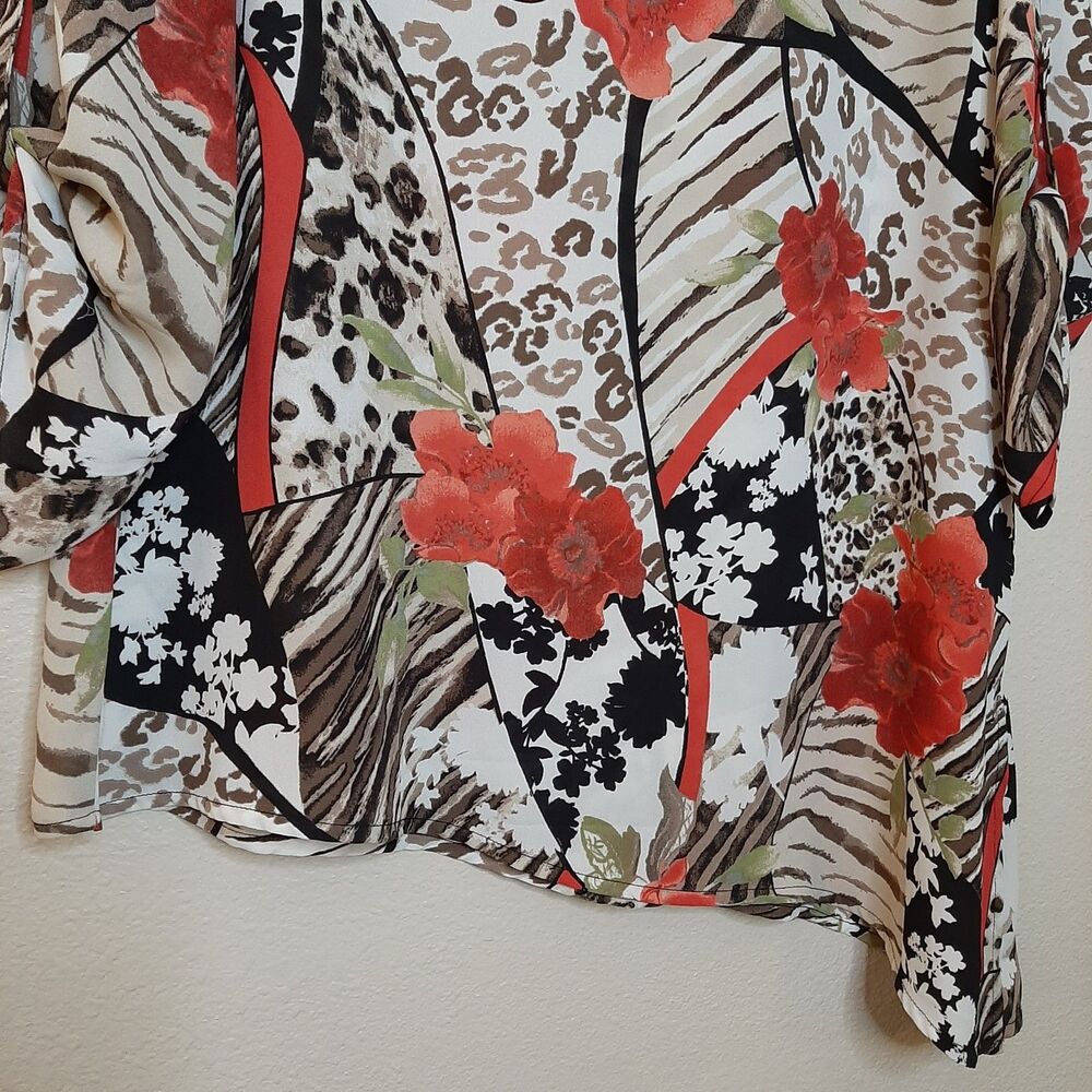 Chicos Women Asymmetrical Blouse Size 1 Multicolor Floral Roll Tab Sleeve - Picture 5 of 11